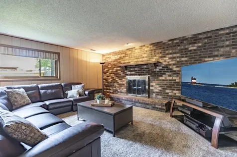 3316 193RD Street Lansing IL 60438