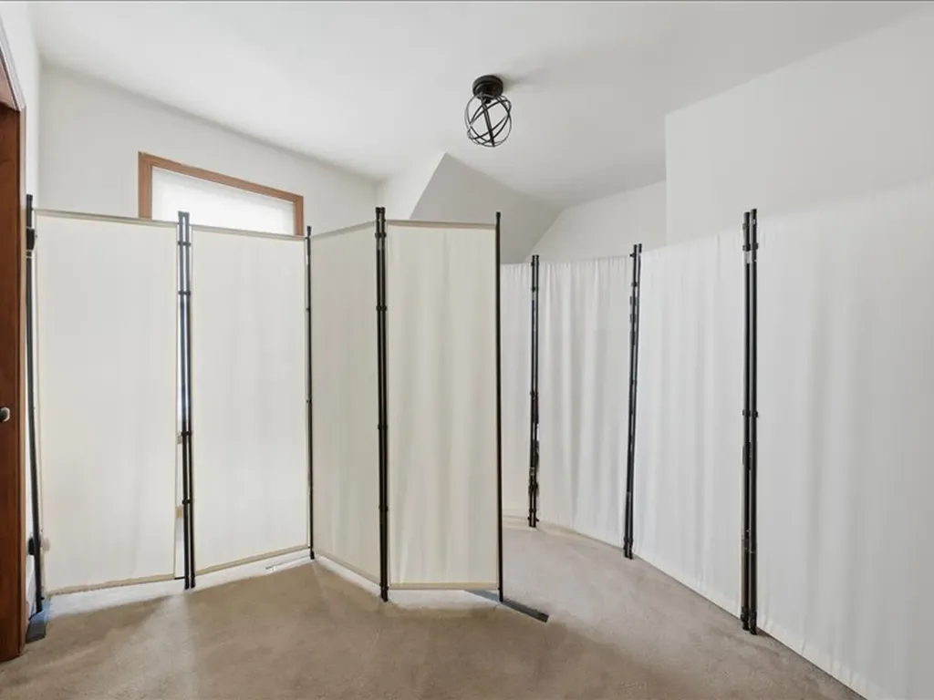 1534 East 73rd Place Chicago IL 60619