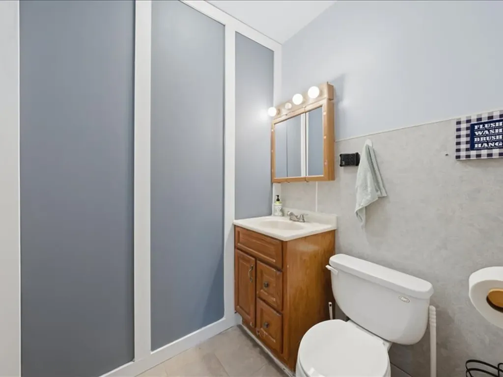 1534 East 73rd Place Chicago IL 60619