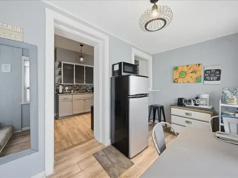 1534 East 73rd Place Chicago IL 60619