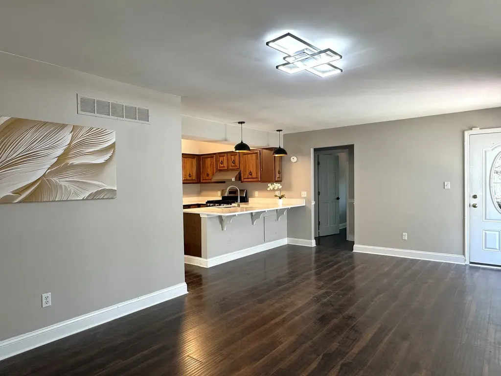 6652 Fernwood Drive Lisle IL 60532