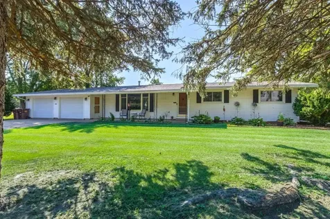 908 5TH Street Erie IL 61250