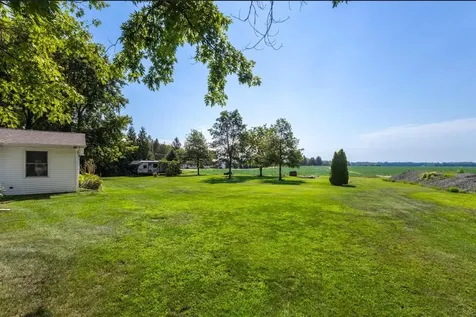 908 5TH Street Erie IL 61250