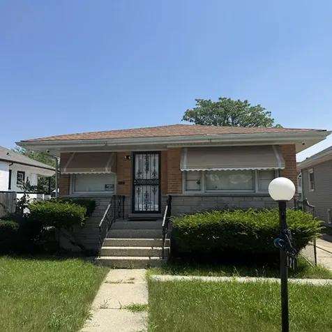 121 South 18th Avenue Maywood IL 60153