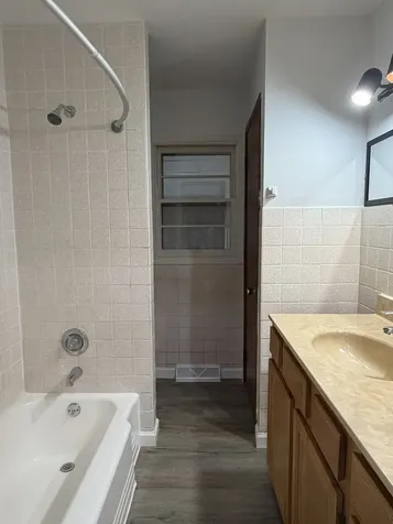 694 North Elm Street Herscher IL 60941