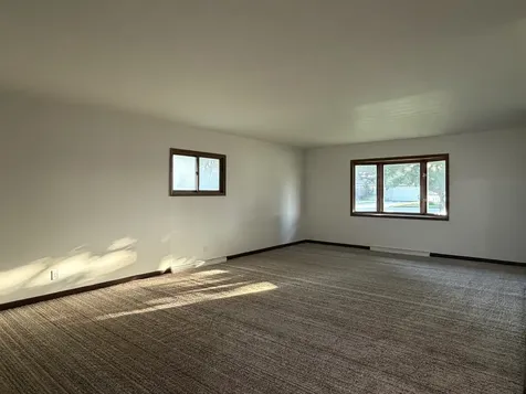 694 North Elm Street Herscher IL 60941