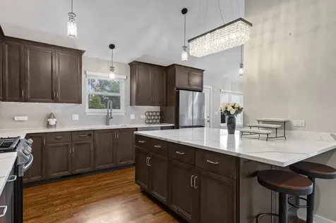 1629 North Summit Street Wheaton IL 60187