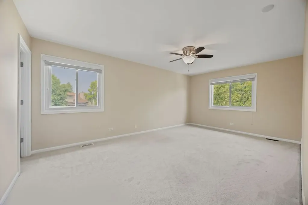 4852 Snapjack Circle Naperville IL 60564