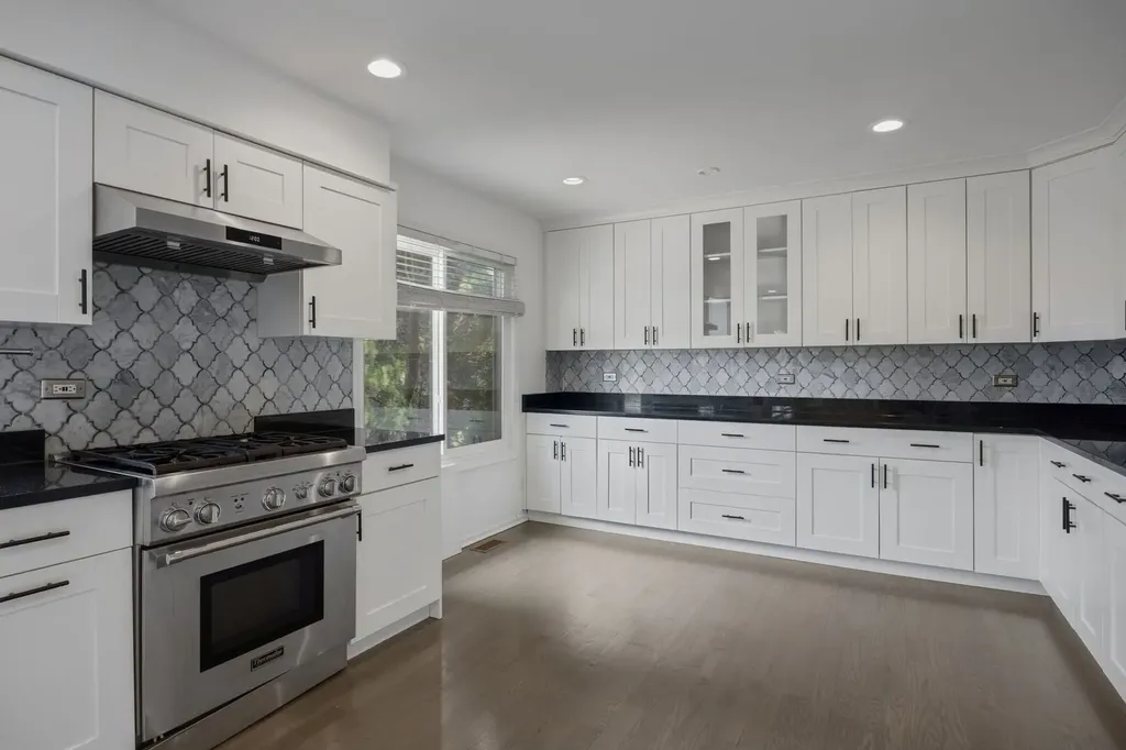 4852 Snapjack Circle Naperville IL 60564