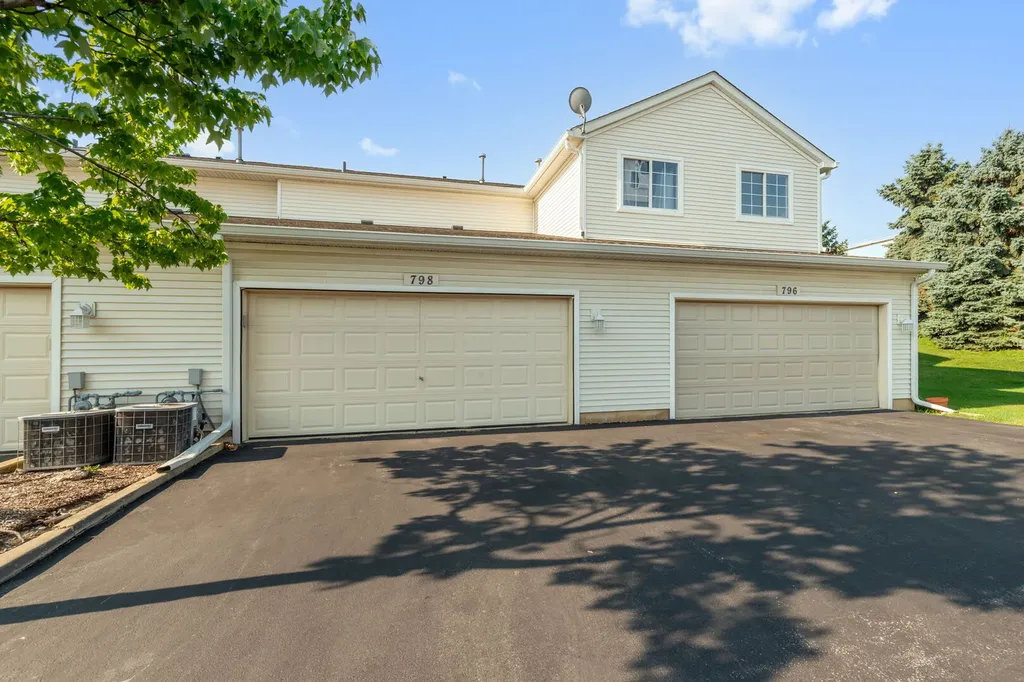 798 County Line Road Aurora IL 60502