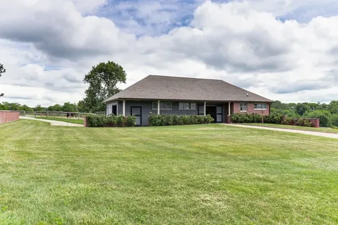 7429 North 1900 East Road Bloomington IL 61705