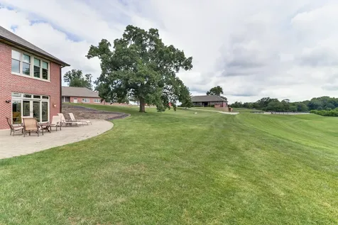 7429 North 1900 East Road Bloomington IL 61705