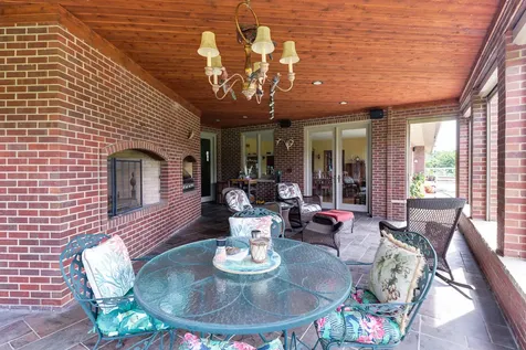 7429 North 1900 East Road Bloomington IL 61705