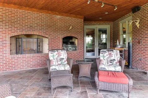 7429 North 1900 East Road Bloomington IL 61705