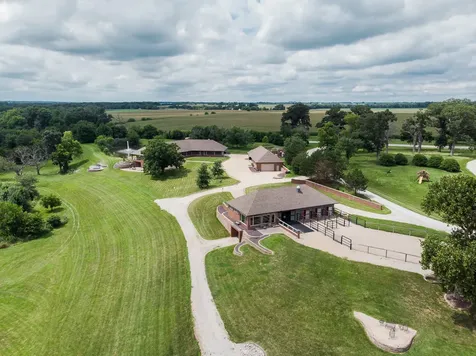 7429 North 1900 East Road Bloomington IL 61705