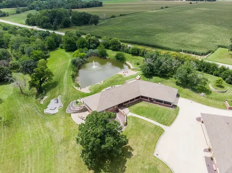 7429 North 1900 East Road Bloomington IL 61705
