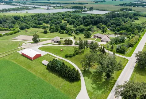 7429 North 1900 East Road Bloomington IL 61705