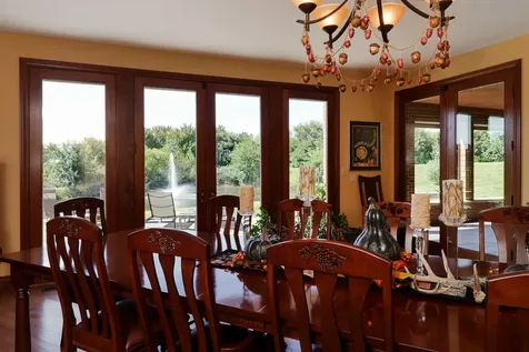 7429 North 1900 East Road Bloomington IL 61705