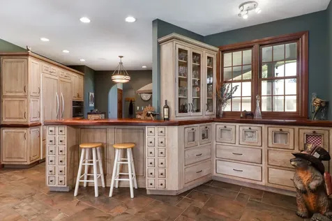 7429 North 1900 East Road Bloomington IL 61705
