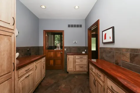 7429 North 1900 East Road Bloomington IL 61705