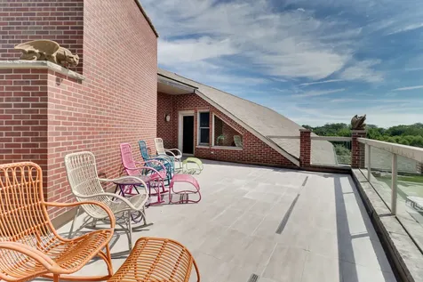 7429 North 1900 East Road Bloomington IL 61705