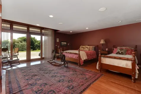 7429 North 1900 East Road Bloomington IL 61705