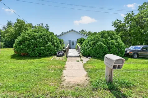 2067 Shaw Road Amboy IL 61310
