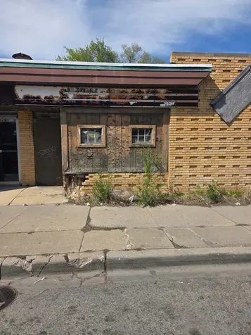 3838 West 79th Street Chicago IL 60652