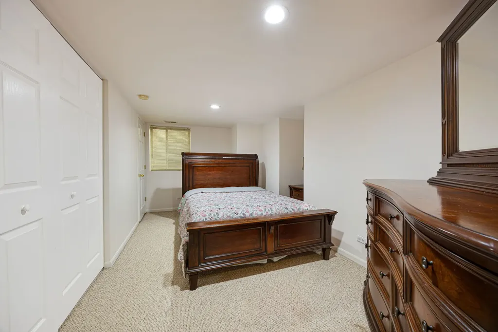 1650 Charlotte Circle Naperville IL 60564