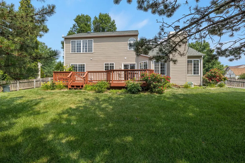 1650 Charlotte Circle Naperville IL 60564