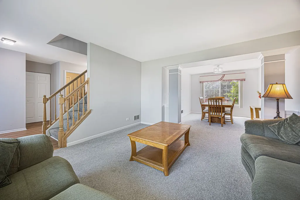 1650 Charlotte Circle Naperville IL 60564