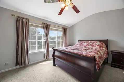 1650 Charlotte Circle Naperville IL 60564
