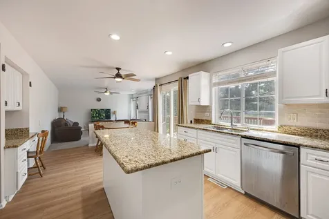 1650 Charlotte Circle Naperville IL 60564