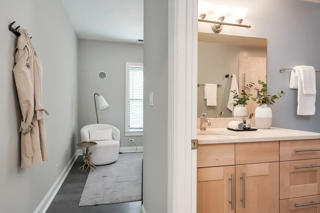 1856 North Sawyer Avenue Chicago IL 60647