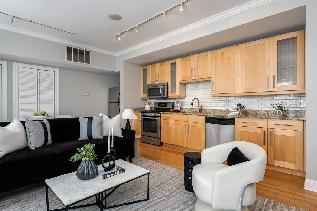 1856 North Sawyer Avenue Chicago IL 60647