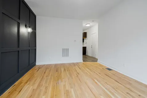 1904 North Whipple Street Chicago IL 60647