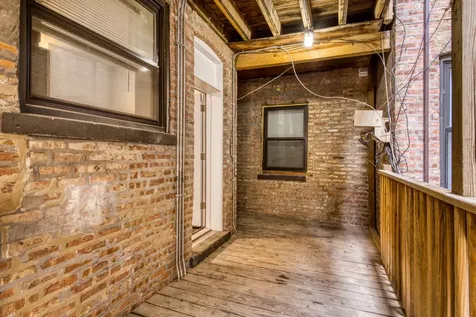 1904 North Whipple Street Chicago IL 60647