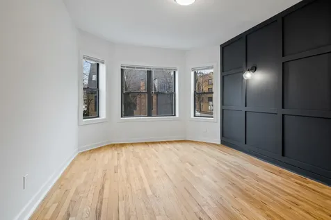 1904 North Whipple Street Chicago IL 60647