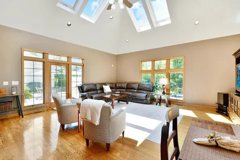 185 Peregrine Lane Hawthorn Woods IL 60047