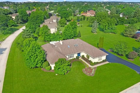 185 Peregrine Lane Hawthorn Woods IL 60047