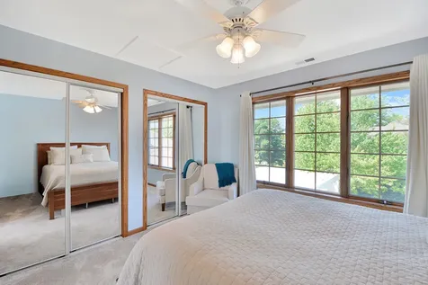 185 Peregrine Lane Hawthorn Woods IL 60047
