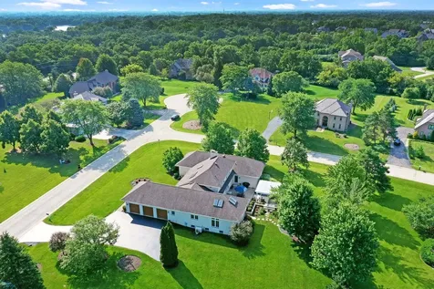 185 Peregrine Lane Hawthorn Woods IL 60047