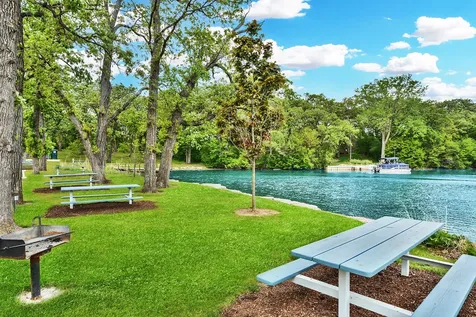 185 Peregrine Lane Hawthorn Woods IL 60047