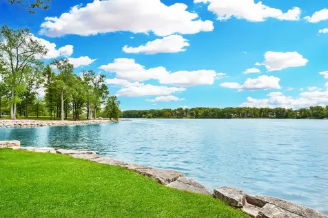 185 Peregrine Lane Hawthorn Woods IL 60047