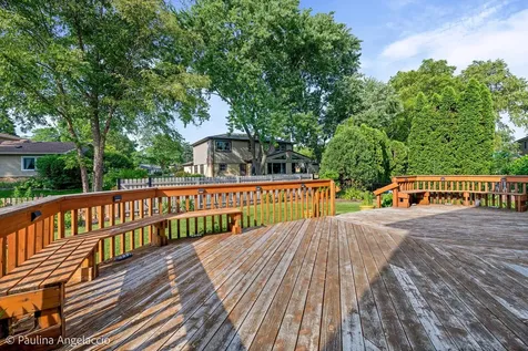 1040 East Carpenter Drive Palatine IL 60074
