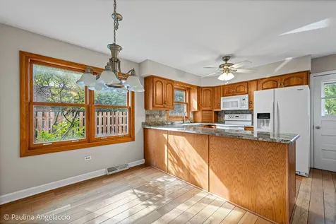 1040 East Carpenter Drive Palatine IL 60074