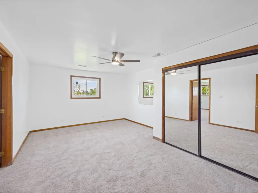 725 North 8th Avenue Addison IL 60101