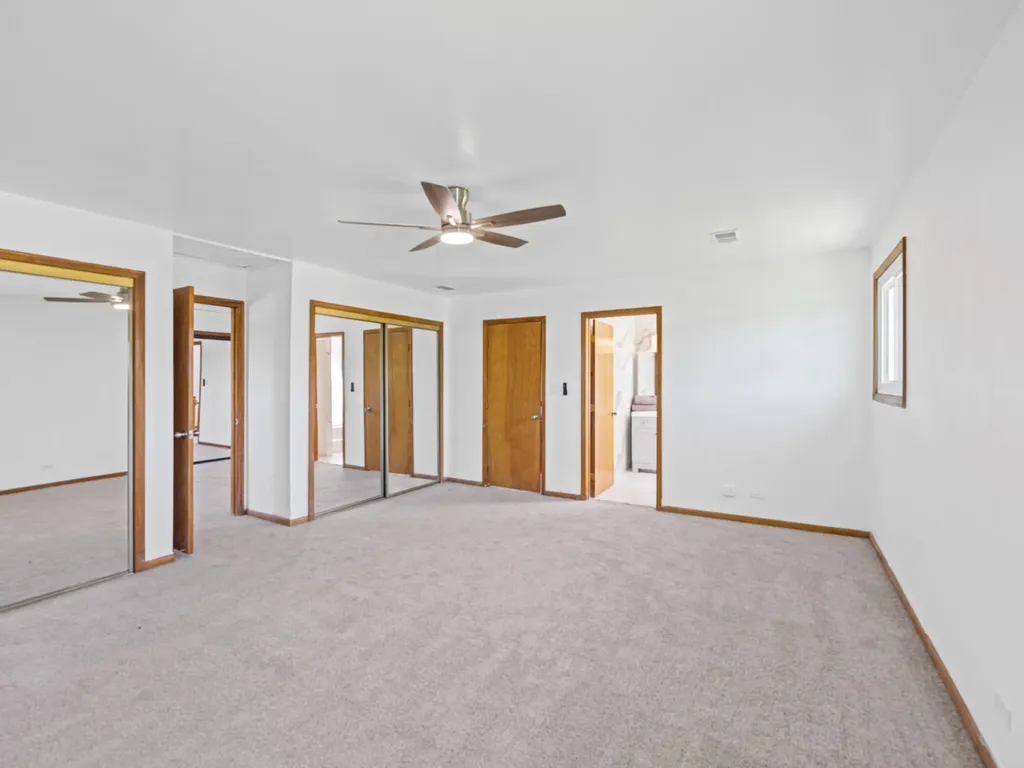 725 North 8th Avenue Addison IL 60101