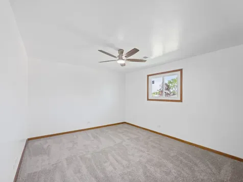 725 North 8th Avenue Addison IL 60101