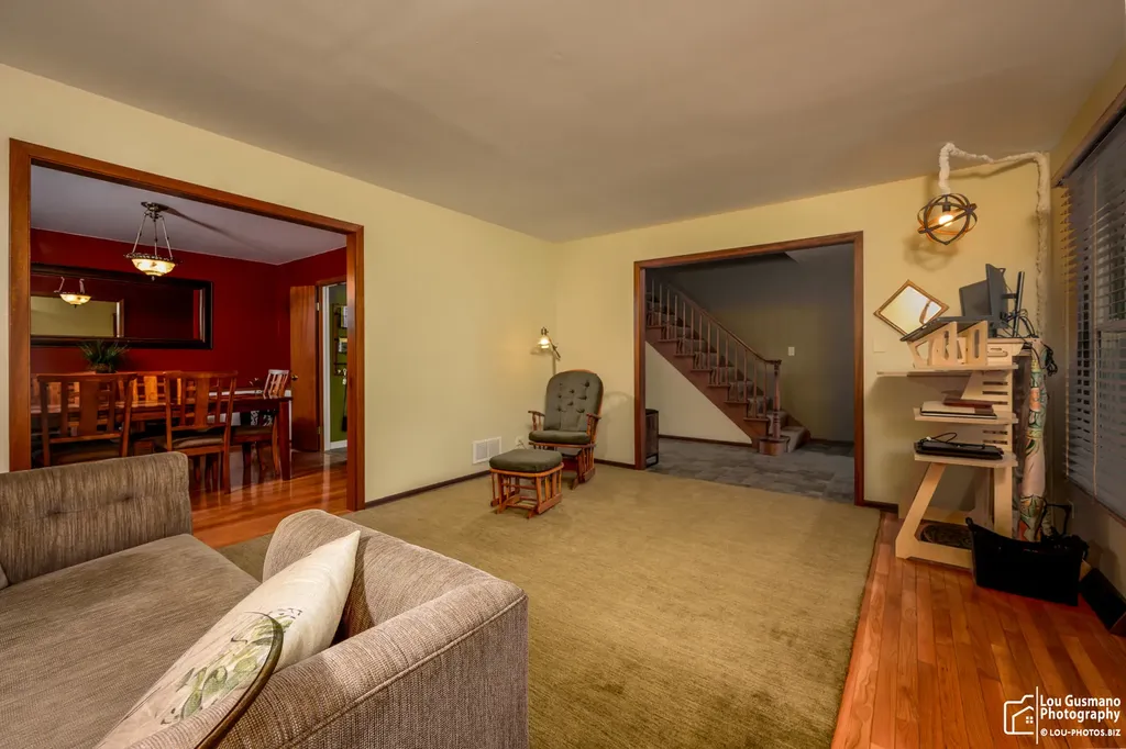 1525 Wedgefield Circle Naperville IL 60563